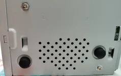08_Two slots for HDD screws.webp 08_Two slots for HDD screws.webp